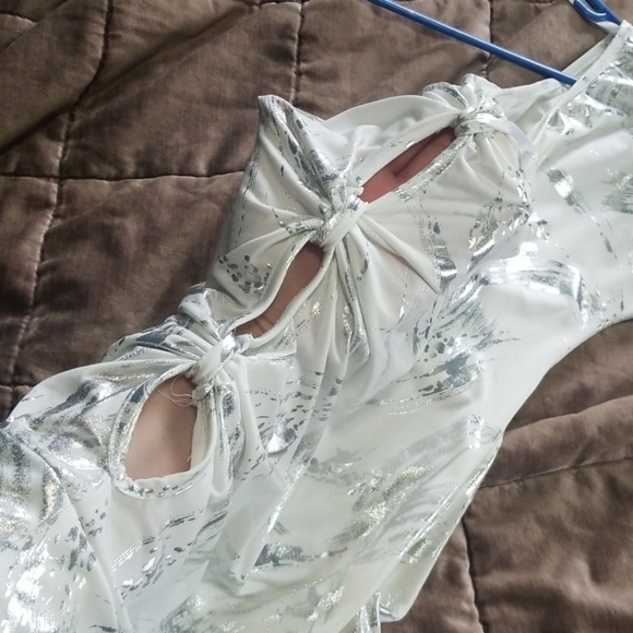 One shoulder party top - Picture 2 of 3